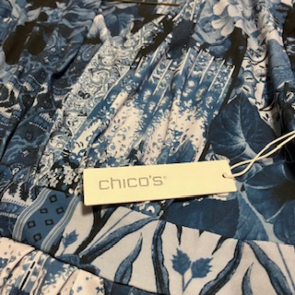 Chico's NWT Size 3 (16)